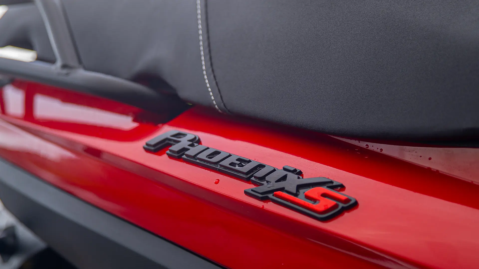 Design e Acabamento — PHOENIX 50 S EFI